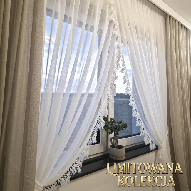 Firana zakładana INEZ 400x260 z koronką i frędzlami - limitowana kolekcja